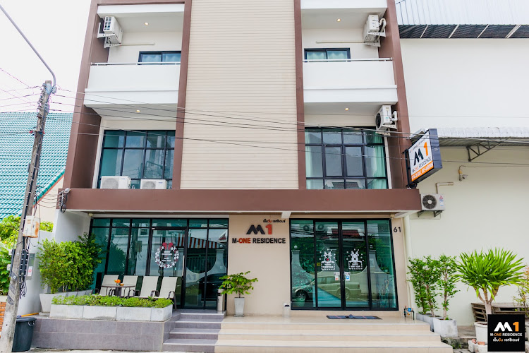 M One Residence — hotels